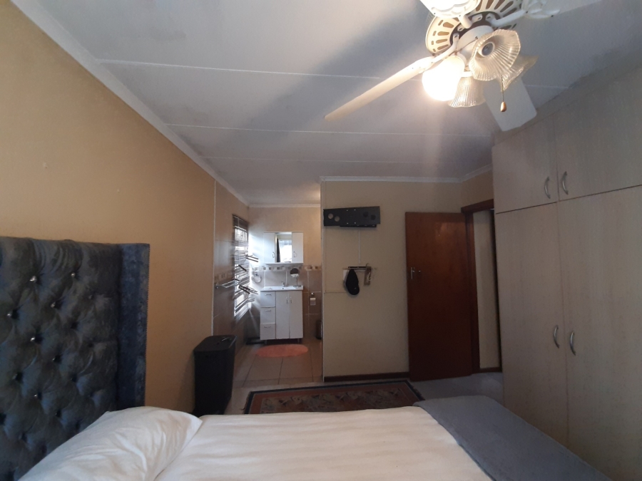 3 Bedroom Property for Sale in Abbotsford Eastern Cape
